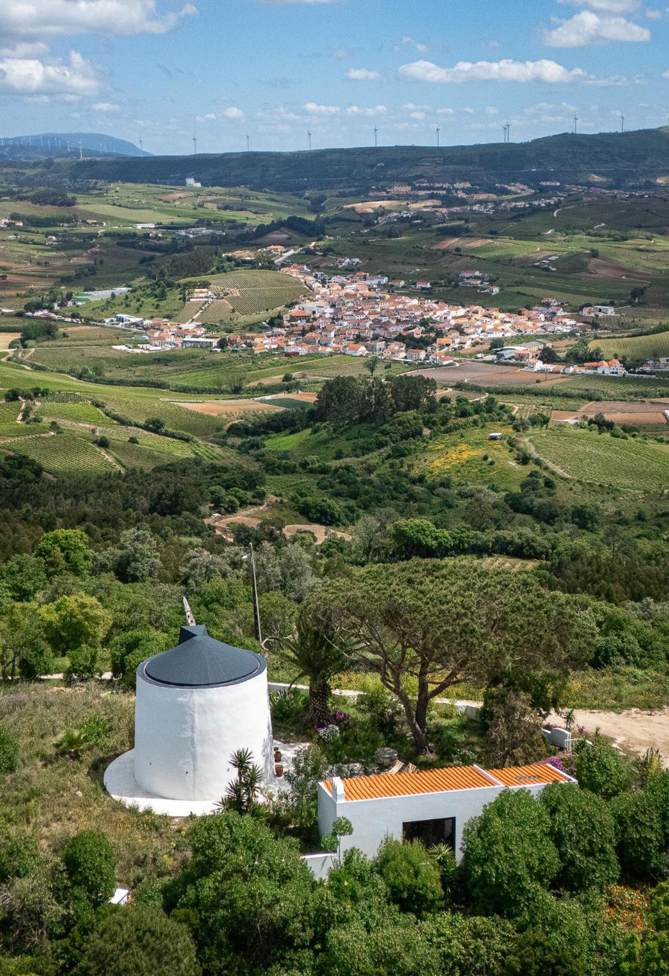 New! Windmill In The Midst Of Nature Villa Mafra Exterior foto