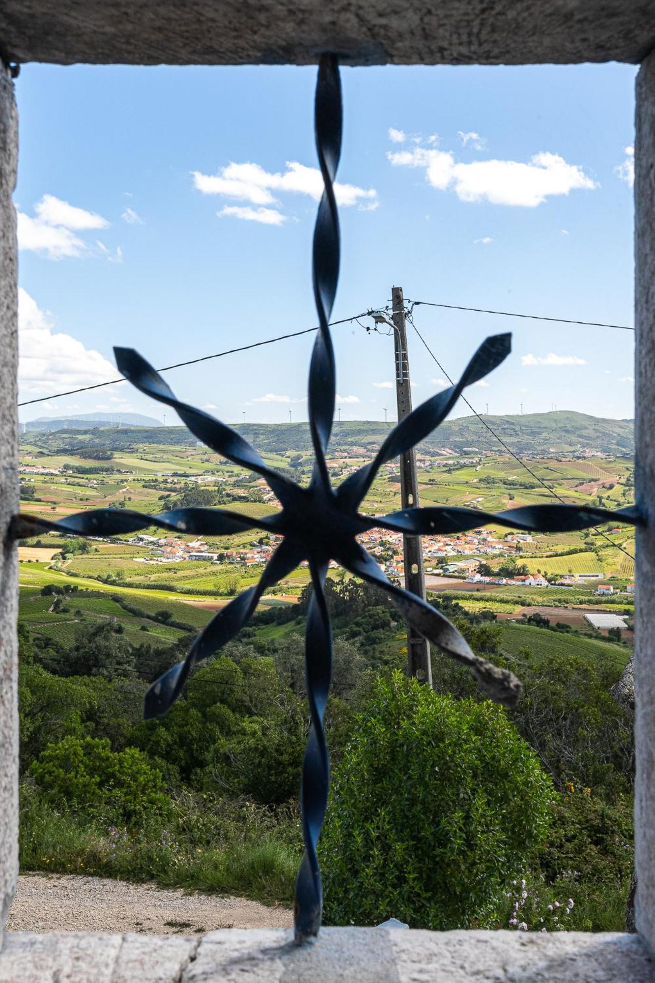 New! Windmill In The Midst Of Nature Villa Mafra Exterior foto